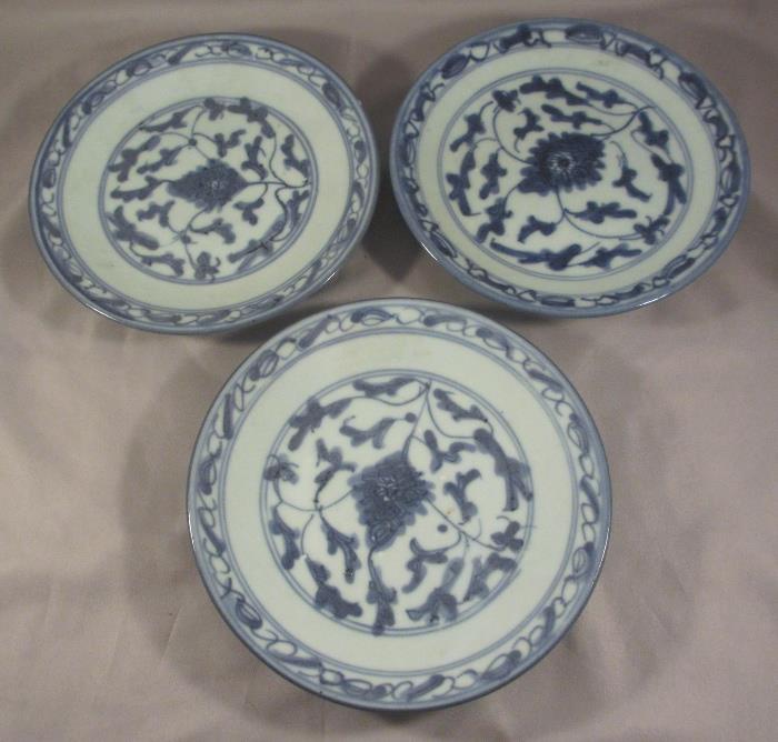 (3) Antique Chinese Transitional Period (Ming - Qing) Blue & White Lotus Pattern Plates 