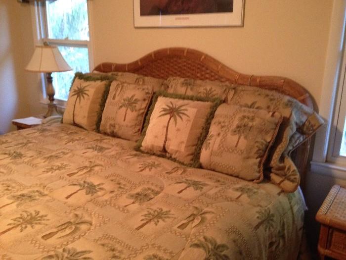 King sized comforter set and sleep number mattress with 2 extra chambers in pristine condition. Headboard sold!