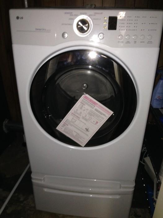 LG large capacity dryer (almost new)