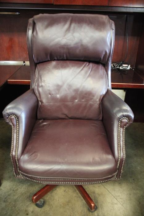 Traditional Hi Back Chair