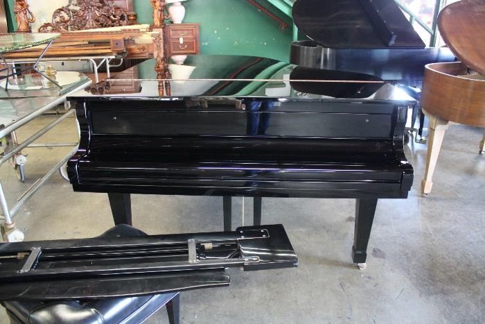 A19 #3 Sherman Clay by Sojin 5’10” Model RG-2 1987 Black Hi Gloss Grand Piano #GO19733 Condition of 9/10