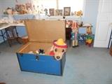Toy box trunk