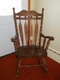 rocking chair for moms and grandmas