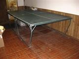 Ping pong table