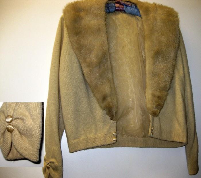 Vintage Fur collar-removable sweater