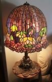 ~ 1970s Lg. Tiffany style Lily Pad table lamp w/bronze base 