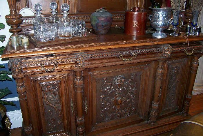 This is the base of the cupboard - Again, note the beautiful carving.