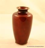 There's a pattern in the underlay - looks like bamboo.