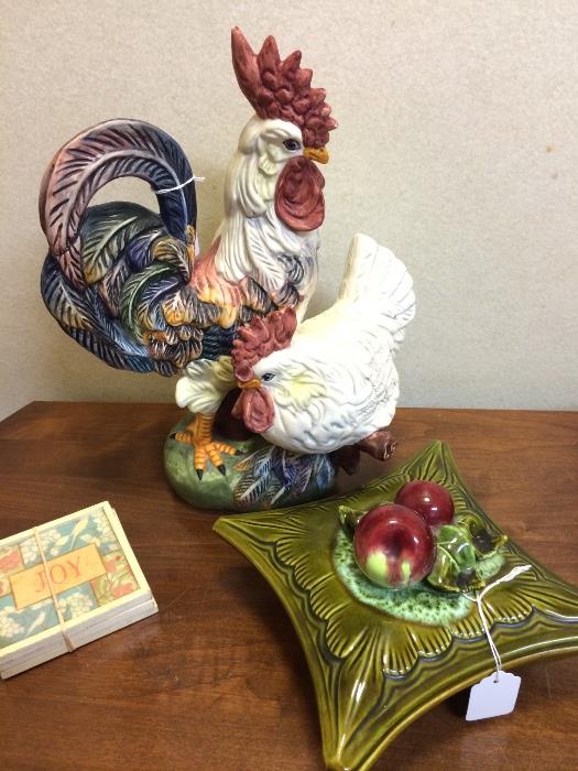                 Roosters & other decor