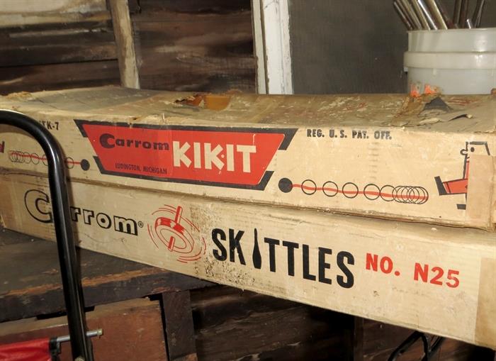 Vintage games Skittles and Kik-it
