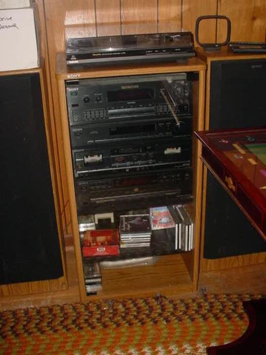 Several stereo systems, this one is a complete Sony 6 speakers, and all components