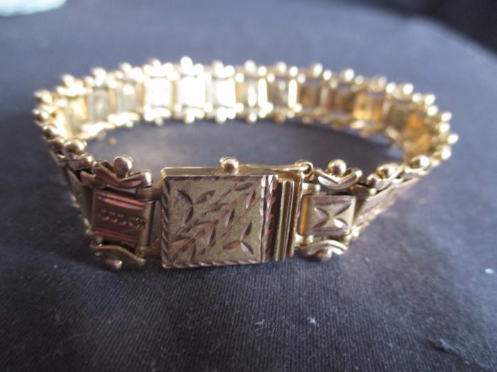 Estate Jewelry - 14K Gold Bracelet