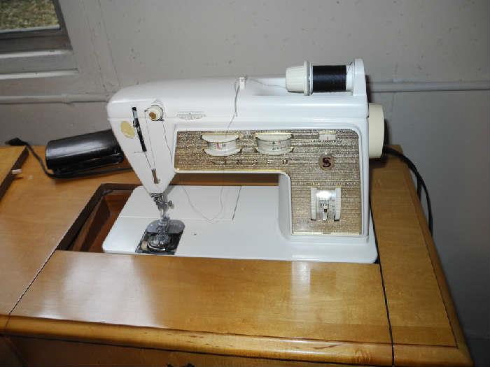 Singer Touch and Sew machine