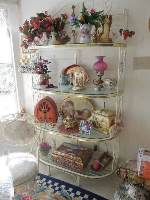 bakers rack, reproduction radio, trays from Italy, etc.