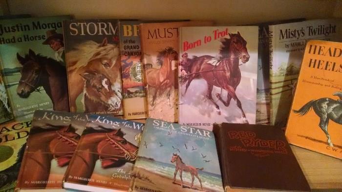 GREAT COLLECTION OF VINTAGE BOOKS 