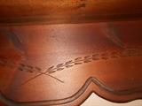 Shelf/mantle detail