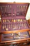 Prestige "Bordeaux" silverplate flatware 136 pieces service for 12
