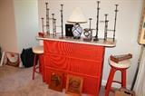 Painted rattan bar with 2 barstools