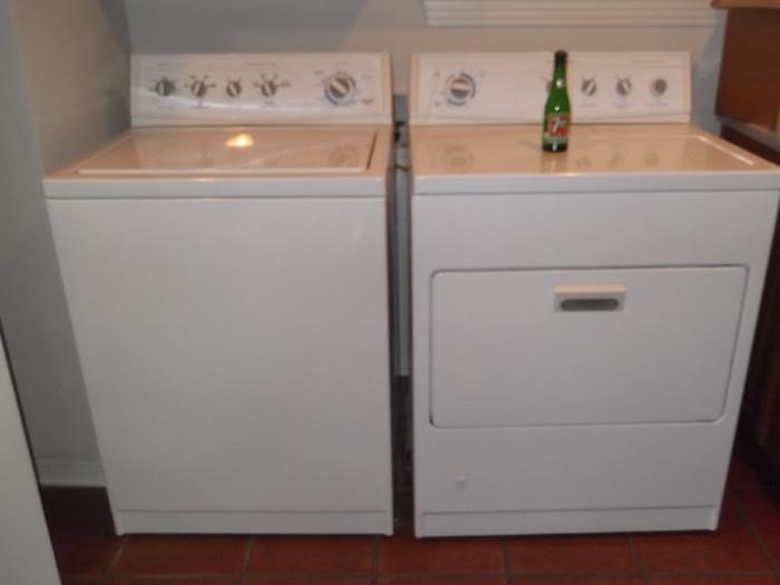kitchen aid washer/ GAS dryer