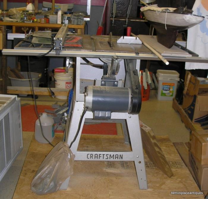 10 inch craftsman table saw...large table on this