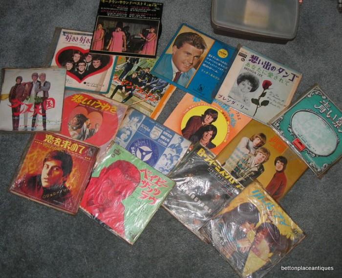 These are very unusual 45's old ones that were produced by Toshiba, bought in Japan in the late 50's