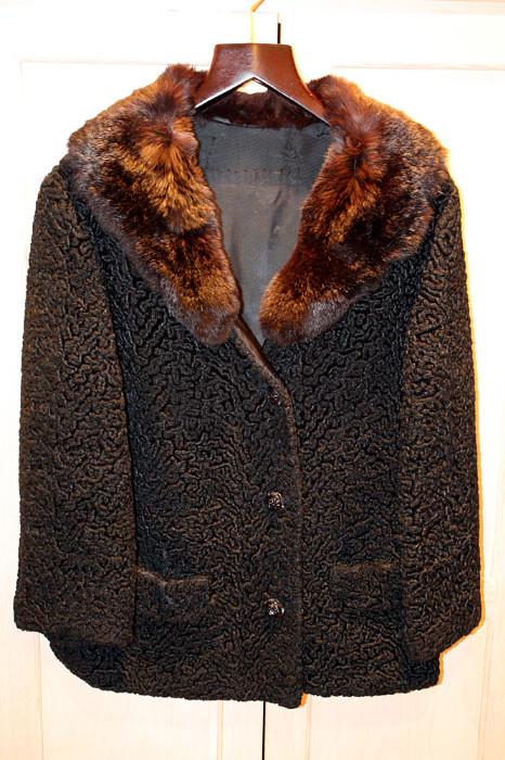 Vintage Fur collar coat. 