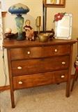 Antique chest of drawers