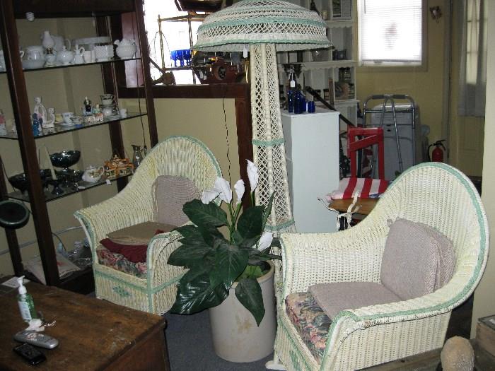 Very nice wicker set, vintage