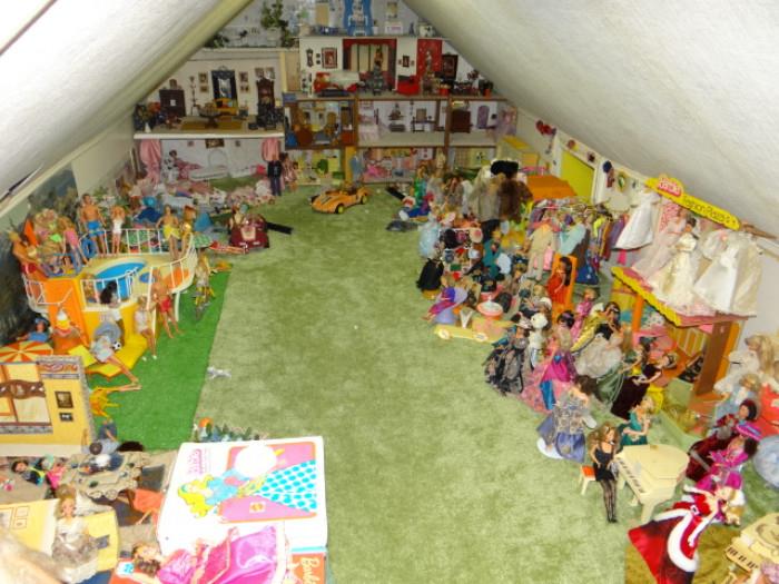 ONE END OF ROOM WITH BARBIES AND ACCESSORIES