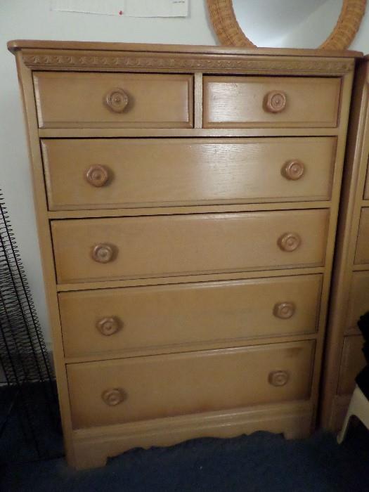 Blond Chest of Drawers (2)