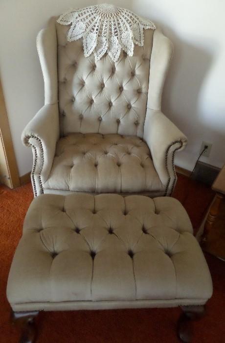 Retro Chair with Ottoman