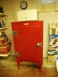 G E Retro frig with freezer compartment