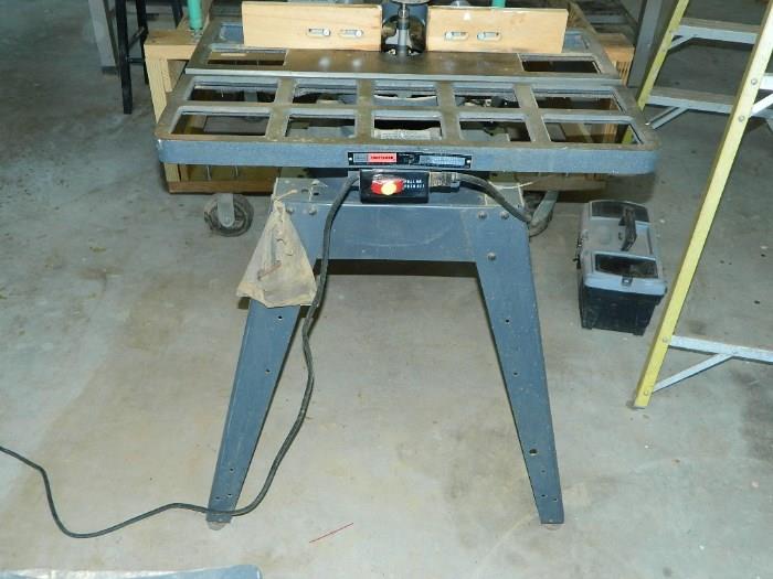 Skill Plung Router With Bench & Table
