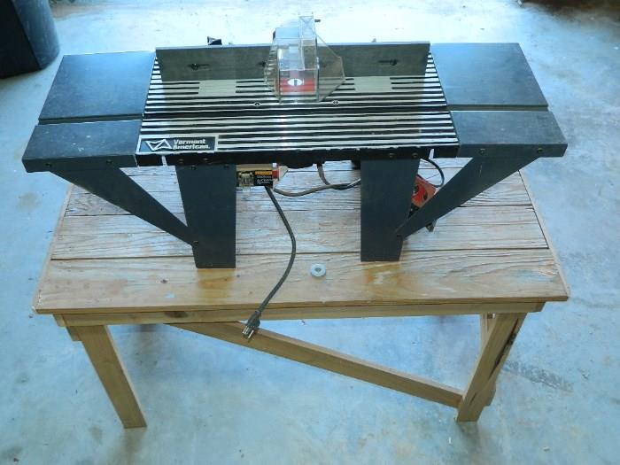 Skill Plung Router With Bench & Table