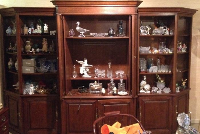 Large Lighted Display Wall Cabinet / Entertainment Center 