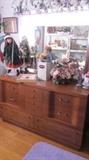 MID CENTURY MODERN DRESSER