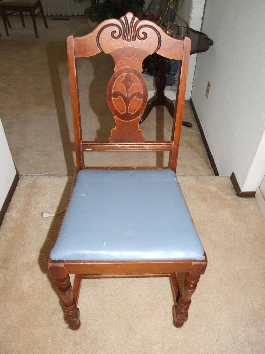 DINING CHAIRS. WE HAVE MANY OF THEM AND WILL MATCH THEM UP . THESE GO WITH THE SMALL DINING TABLE