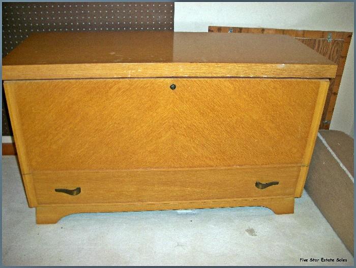 A nice Lane cedar chest with a drawer.