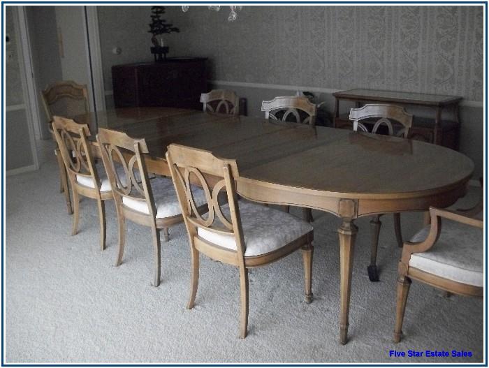 Dining table with 3 leaves. Can be extended to 10 1/2 feet for your holiday meals.