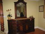 Bernhardt Dresser w/Mirror