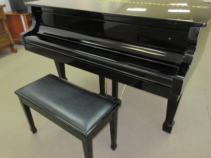 KOHLER & CAMPBELL PIANO  MODEL KIG52  COLOR BLACK EBONY YEAR 2003 WITH BENCH
