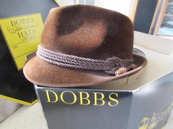DOBBS HAT AND BOX