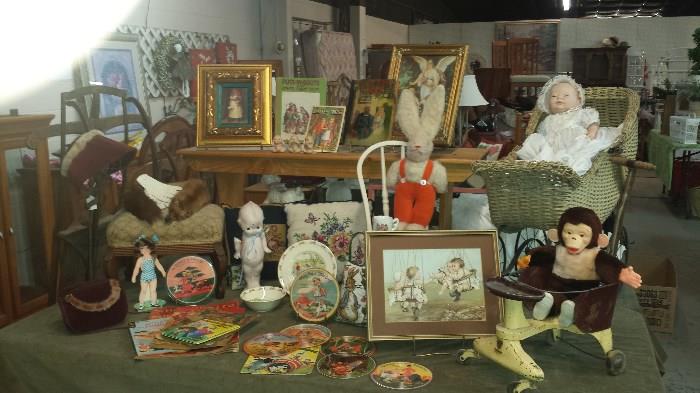 Nice selection of vintage children's items
