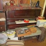 AEOLIAN PIANO