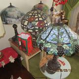 Stunning Tiffany Lighting sooo many to choose from!