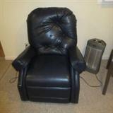 LEATHER RECLINER