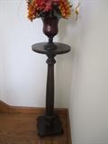 PEDESTAL STAND