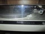 TECHNICS TURNTABLE