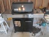 WEBER GAS GRILL