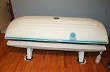 SunQuest 24RS tanning bed - closed